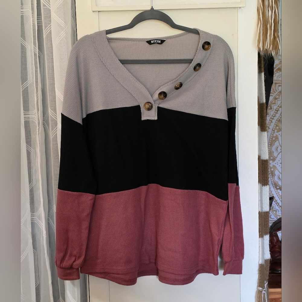 Button-Accent Color Block Sweater